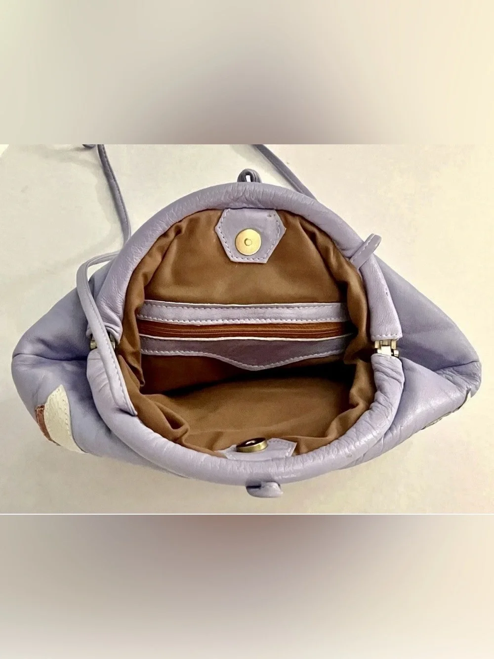 Vintage 1970s 1980s Lavender Leather Shoulder Bag Clutch